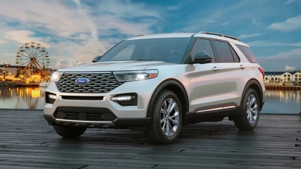 Front-angle-view-of-2023-Ford-Explorer-showing-if-American-cars-are-less-safe-than-vehicles-from-foreign-brands-